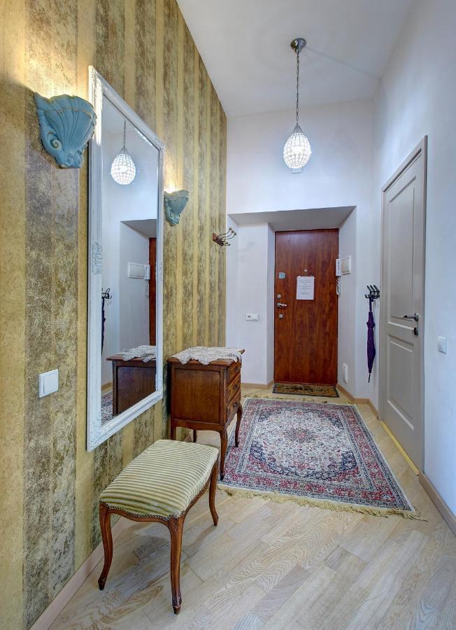 Romantic City Center Apartment In Old Town Vilnius Exterior photo