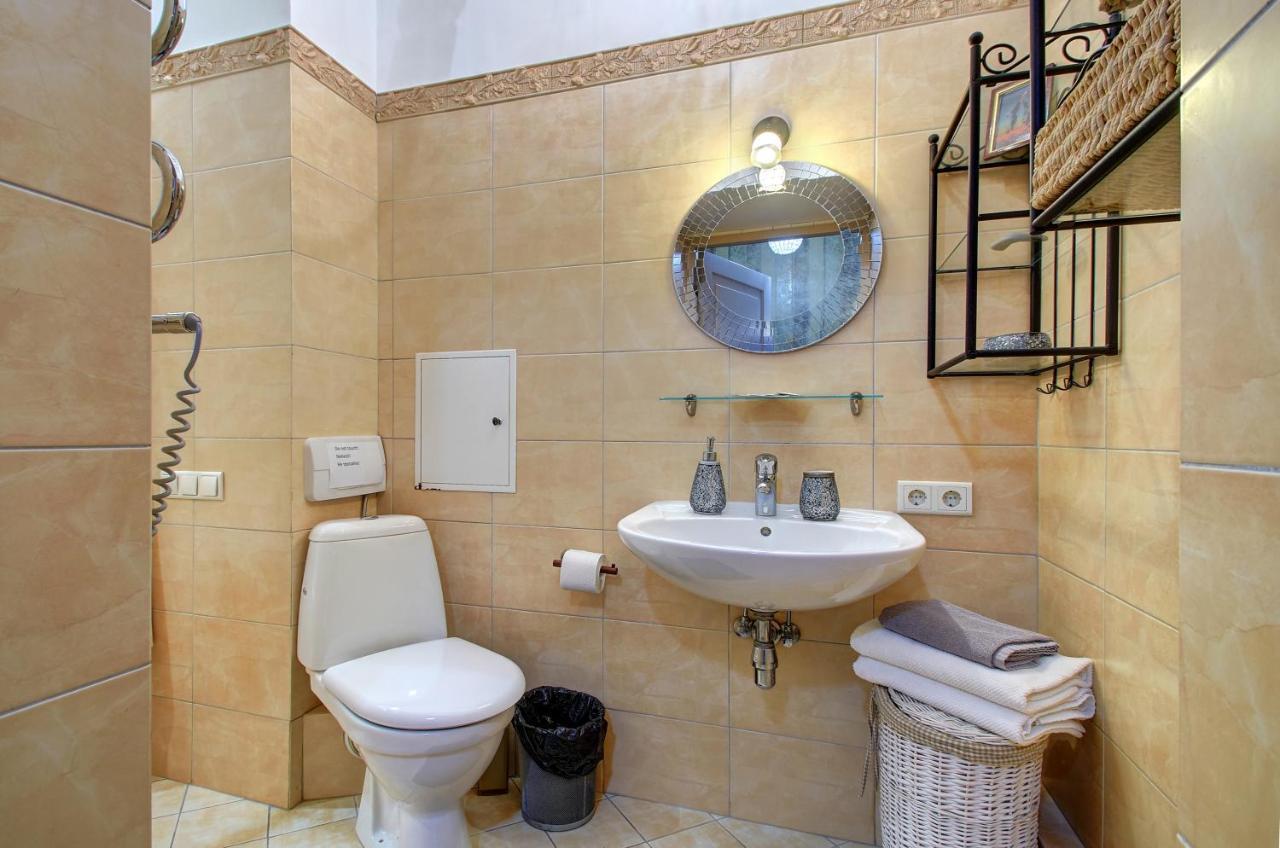 Romantic City Center Apartment In Old Town Vilnius Exterior photo